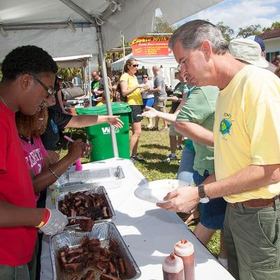 Sarasota Fire Fighters Rib Cookoff 2014 Syd Krawczyk 11 